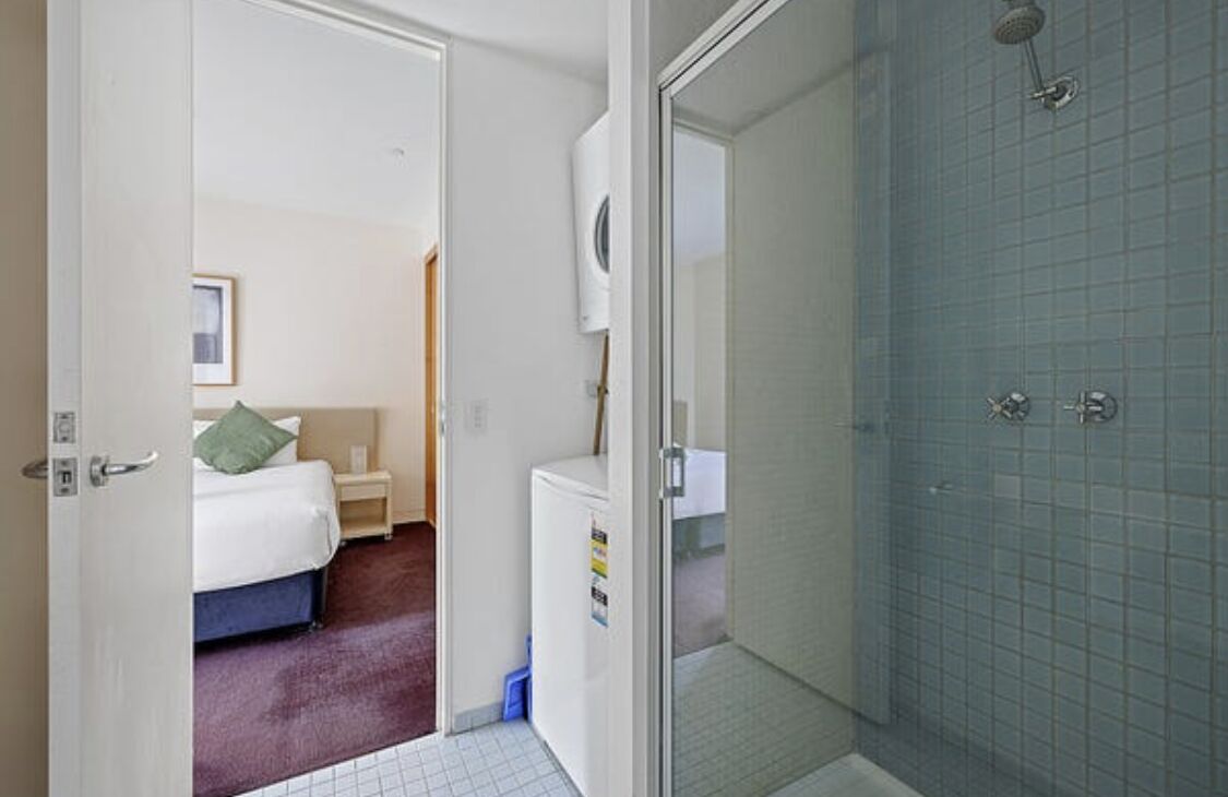 Extra shower