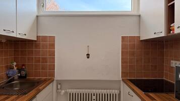 冰箱、微波炉、炉灶、茶具/咖啡用具