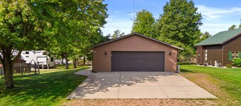 Lake Camelot - Fun on the Channel - Waterfront Home - Sand Valley Golf - Boating