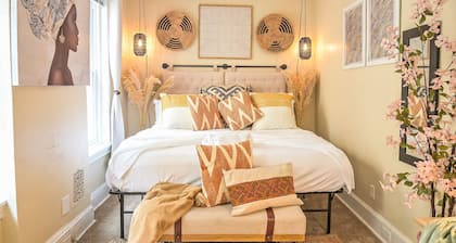 Chic 4BR Dwelling w/ Backyard in Philadelphia