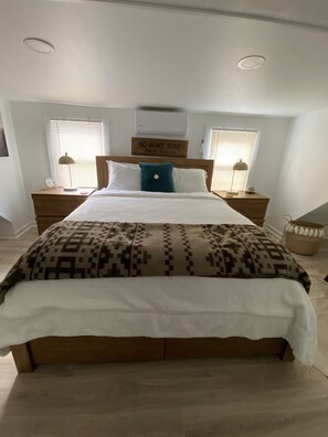 1 bedroom, desk, iron/ironing board, free WiFi