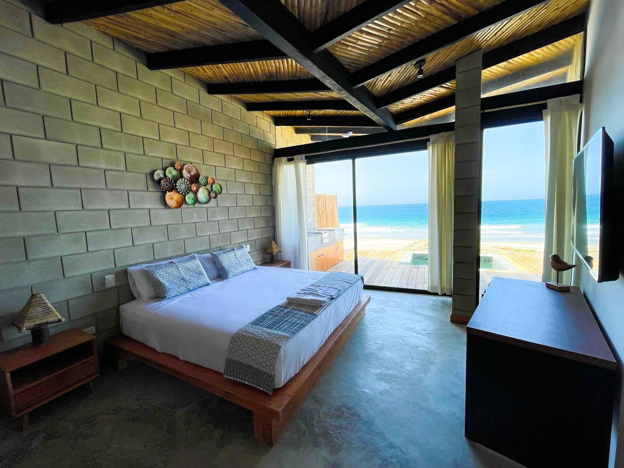 Villa Prestigio | Ropa de cama hipoalergénica y caja de seguridad en la habitación 