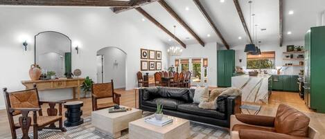 Televisio, työhuone