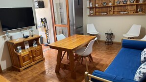 Interior - Valentina's Rent Apartment (Fertilia)