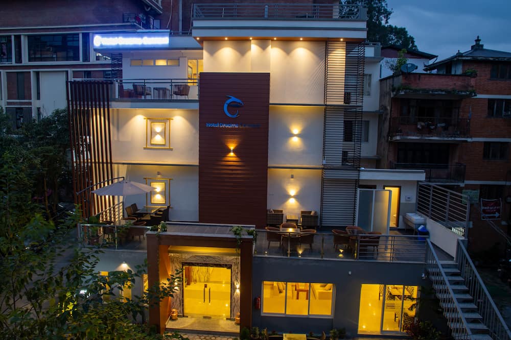 HOTEL DREAMS CONNECT