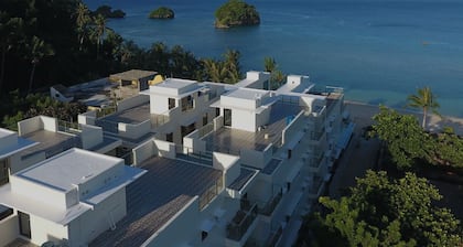 Beachfront Penthouse 3-BR resort in Boracay Island with private dip pool