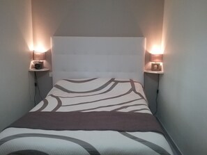 3 Schlafzimmer, Bügeleisen/Bügelbrett, WLAN
