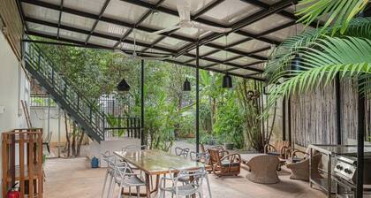 Location d'une charmante maisons de vacances Ă Siem Reap. ''Mes Trois Coeurs''