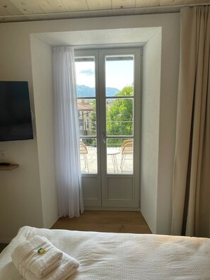 Room with Balcony 20 | Safe på rommet, blendingsgardiner, lydisolert og wi-fi (inkludert)