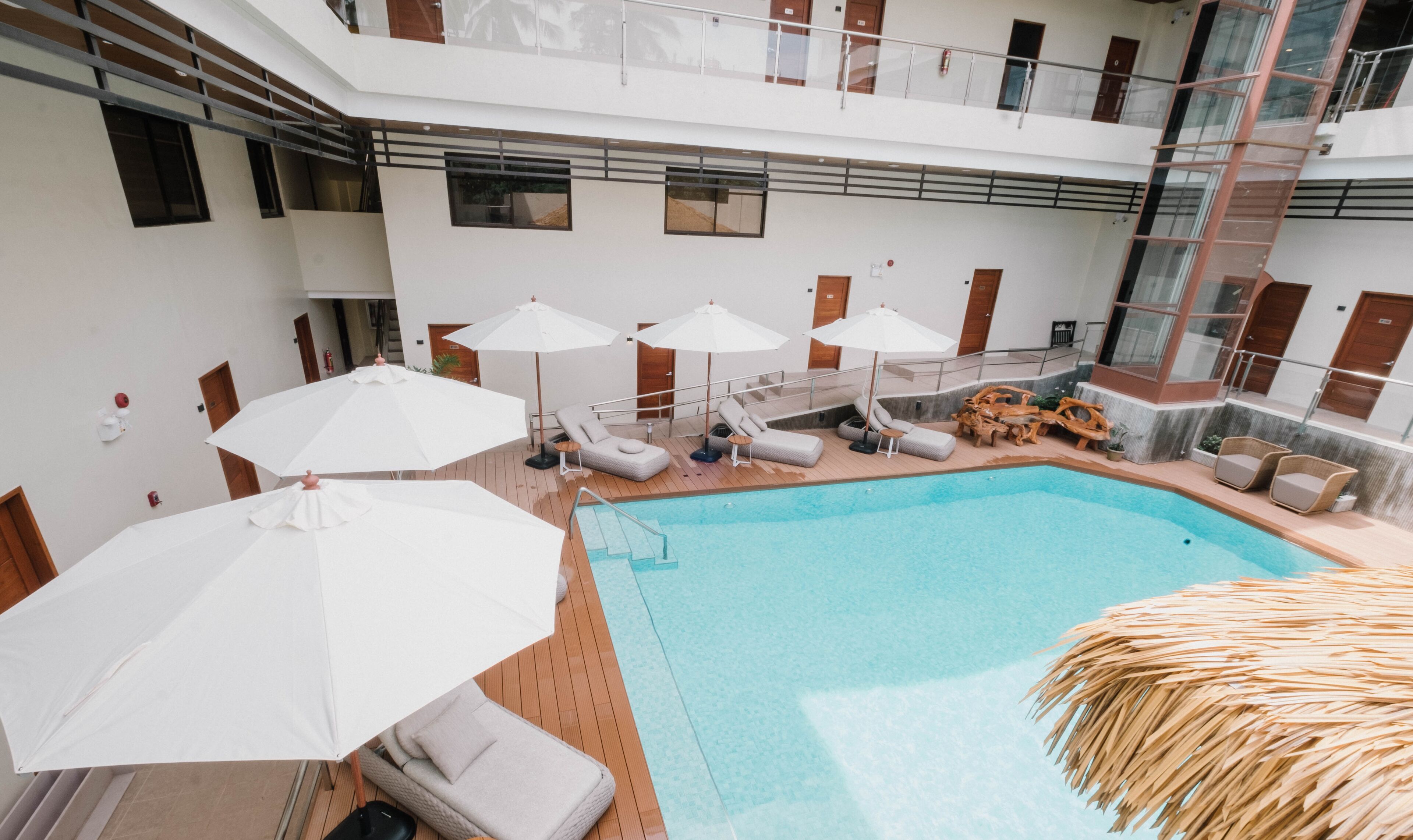 Deluxe Room, 1 Queen Bed | Desk, laptop workspace, soundproofing, free WiFi