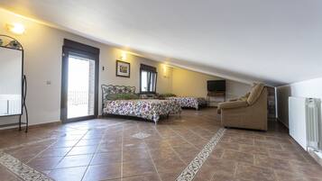 Individually decorated, individually furnished, free WiFi