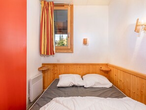 1 bedroom, free WiFi - Charming 2-room cabin, central, sleeps 6 (Avoriaz)