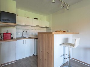 Fridge, microwave, coffee/tea maker