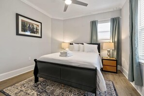 3 chambres, fer et planche à repasser, Wi-Fi, literie fournie