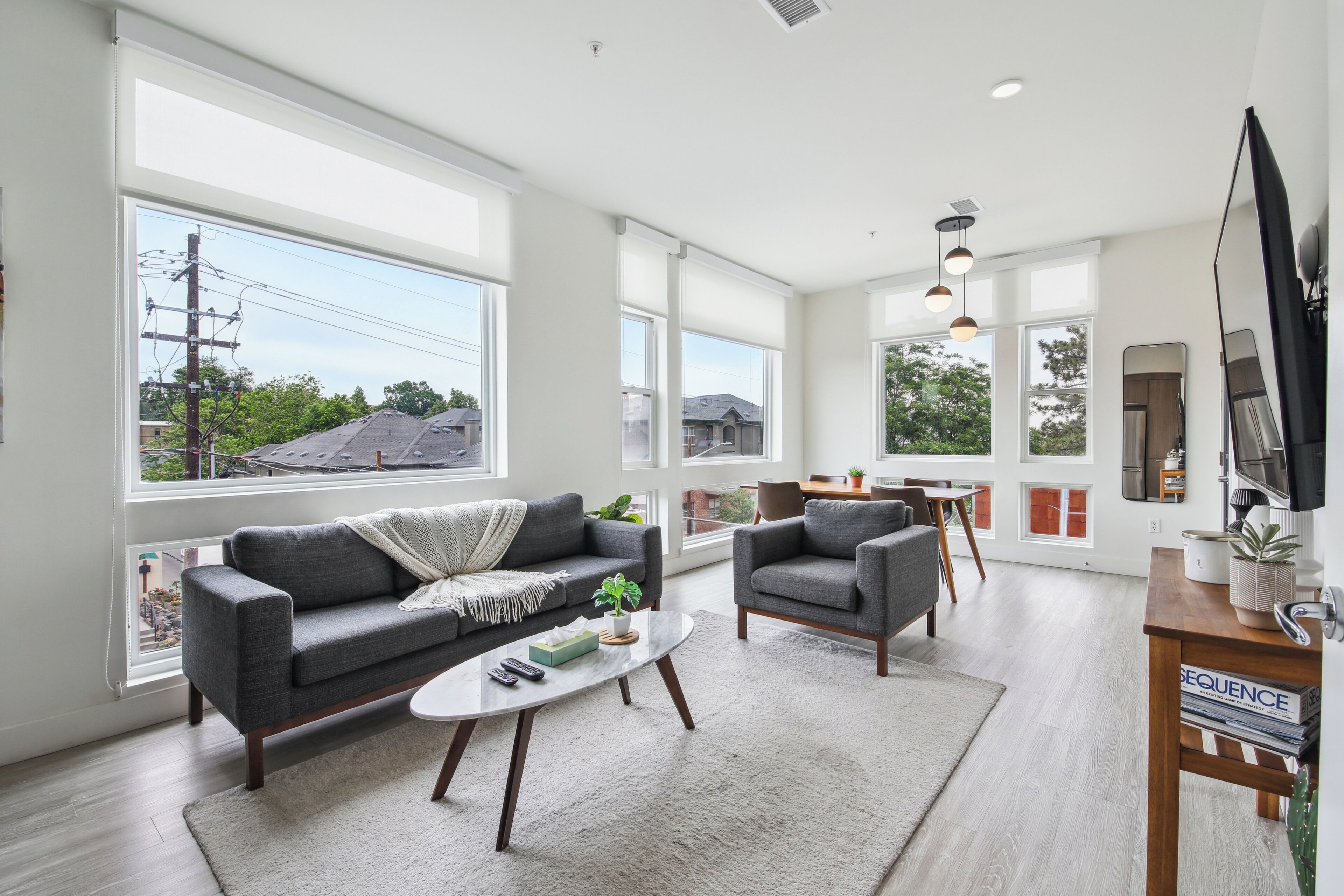 تلفزيون ذكي، كُتُب، ستيريو