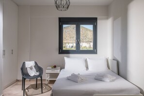 5 chambres, fer et planche à repasser, Wi-Fi, literie fournie