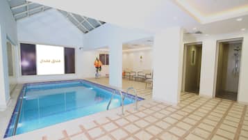 15 piscinas internas