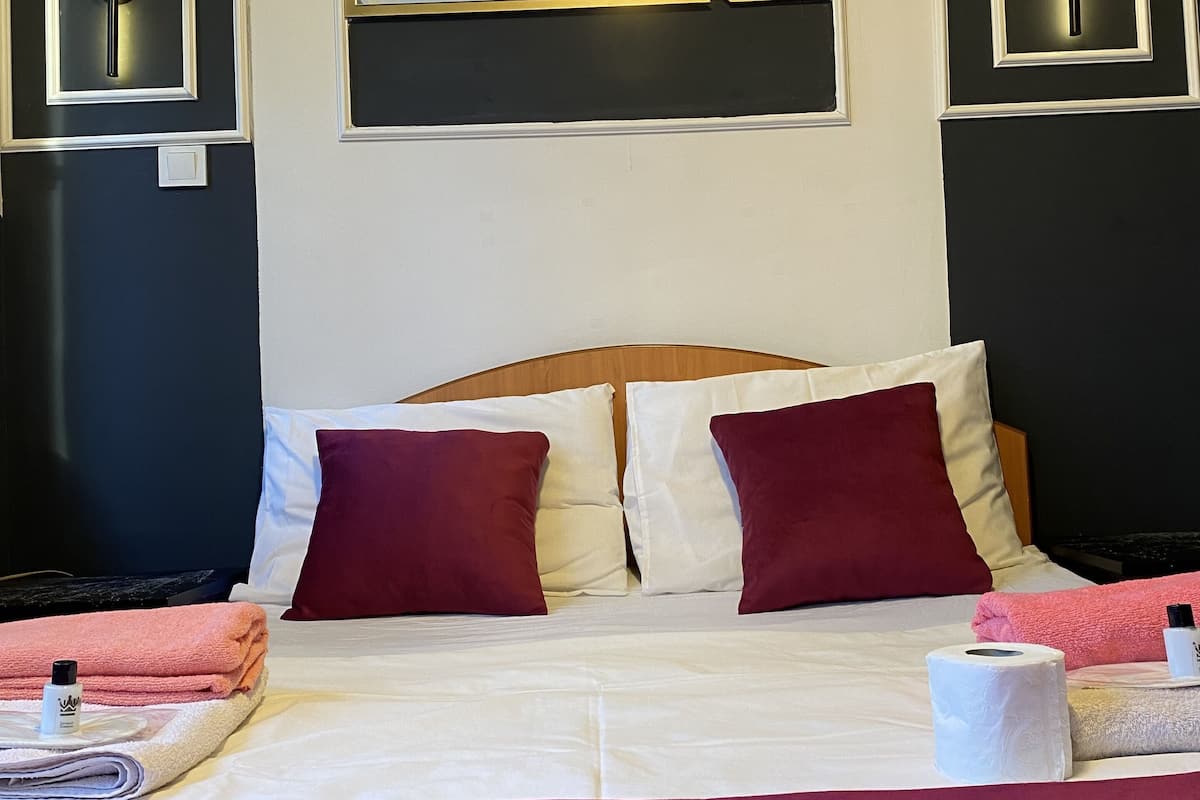 Habitación clásica | 1 habitación, sábanas italianas Frette y ropa de cama de alta calidad