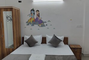 Deluxe Double Room - Goroomgo Komfy Stayz Dehradun (Dehradun)
