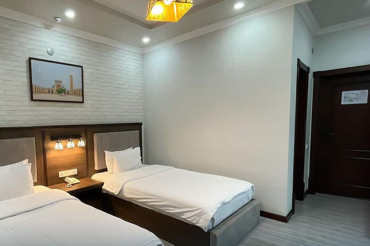 Habitación básica | 2 habitaciones y wifi gratis