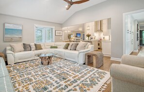 Smart TV - New listing, great central location (Kiawah Island)