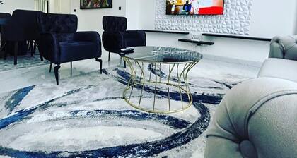 Luxurious and cosy lodge in Dakar-Alamadies with private pool