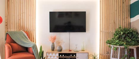 TV