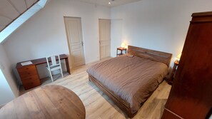 3 sovrum, skrivbord, resesäng och gratis wi-fi