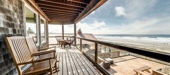 Sea-ing Clearly MCA#876-Oceanfront Lower Condo unit, amazing views, dogs ok.