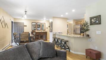 Condo, 2 Bedrooms | Living area | Smart TV