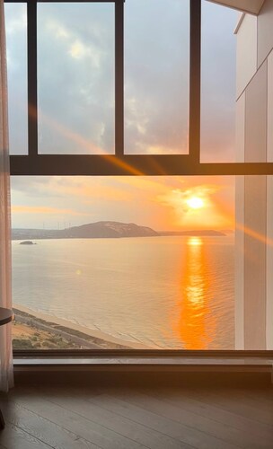 5-star hotel and resort with exceptional beach view