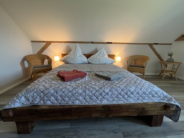 2 chambres, lit parapluie, Wi-Fi gratuit, draps fournis