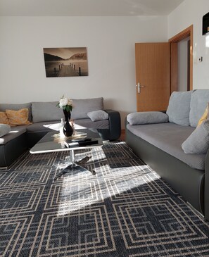 TV - Apartment Check in-at last, this is what you've been searching for (Zagreb)