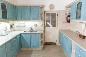 House | Private kitchen