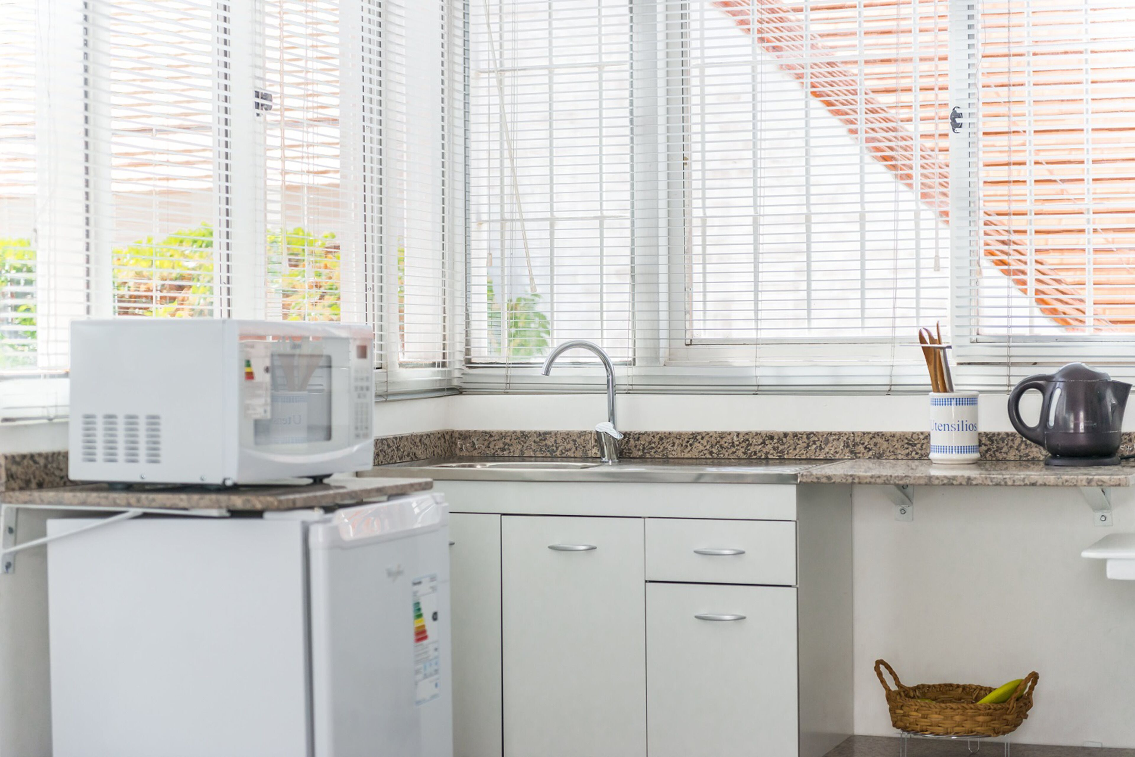 Ferienhaus | Eigene Küche | Großer Kühlschrank, Mikrowelle, Ofen, Herdplatte