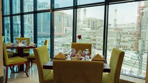 Restaurant - Al Safwah Hotel Tower 1 (Makkah)