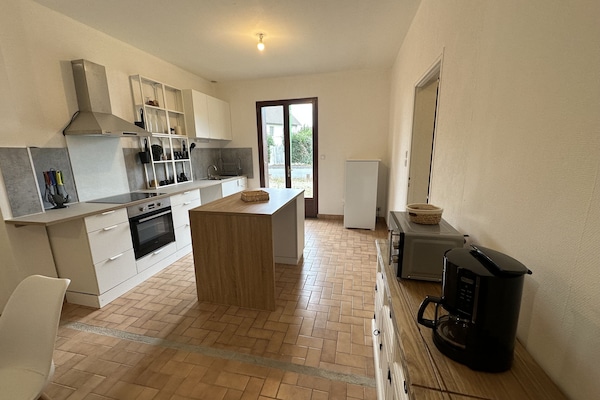 Køleskab, mikrobølgeovn, ovn, kogeplade