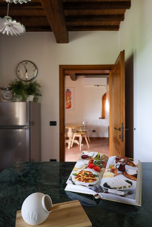 Interior - La moraiola - Characteristic Tuscan barn (Toscana)