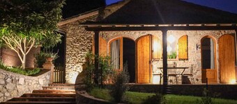 La moraiola - Characteristic Tuscan barn