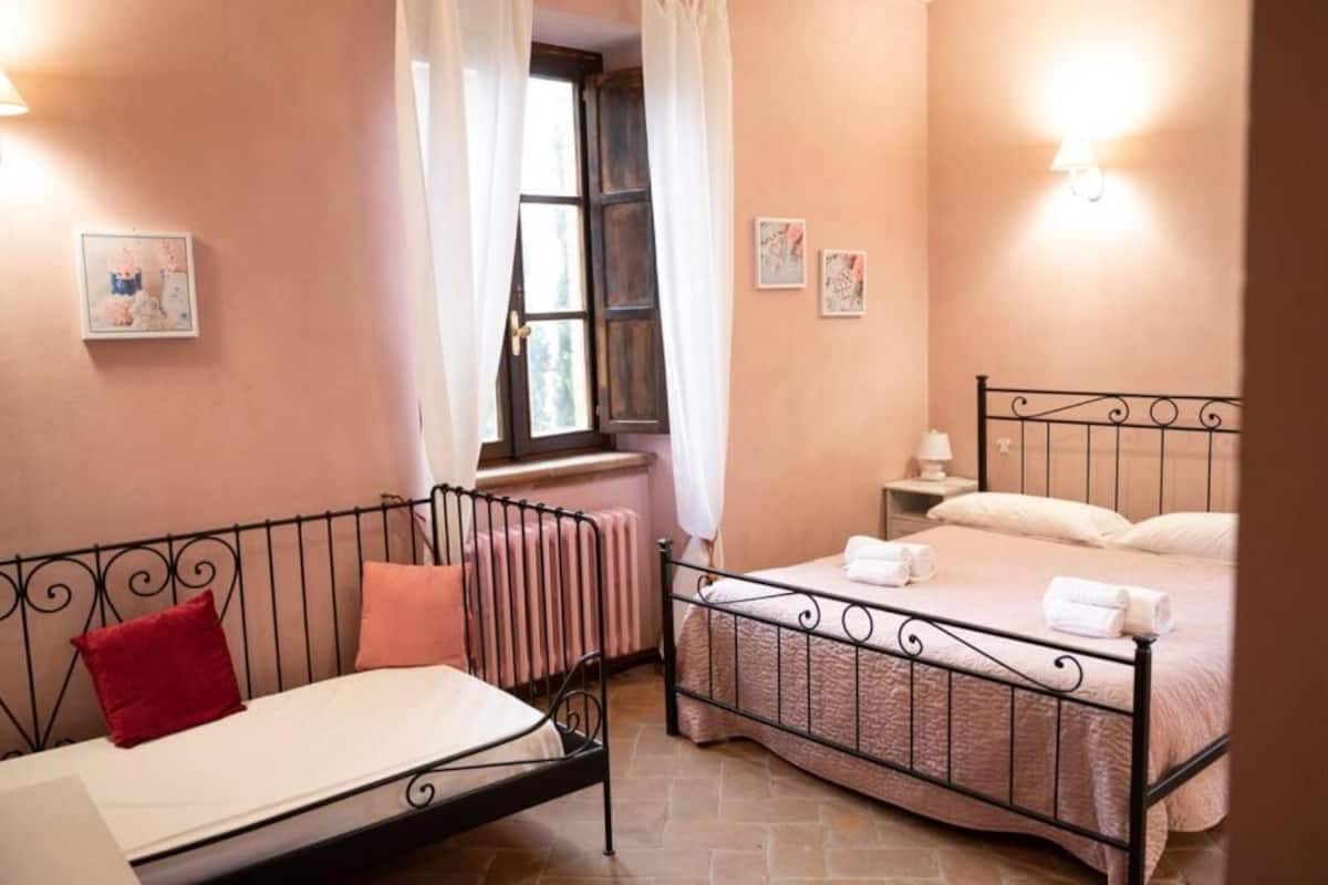 Kamar Double Basic | 1 kamar tidur, minibar, brankas, dan Wi-Fi gratis
