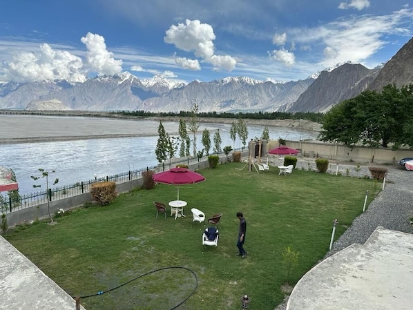 Exterior - Hotel Blangsa Indus view (Skardu)