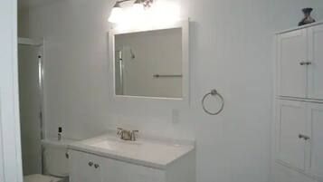 Towels, soap, shampoo, toilet paper