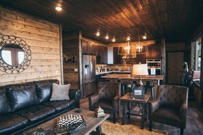 Smart-TV, Kamin, DVD-Player, Tischtennisplatte