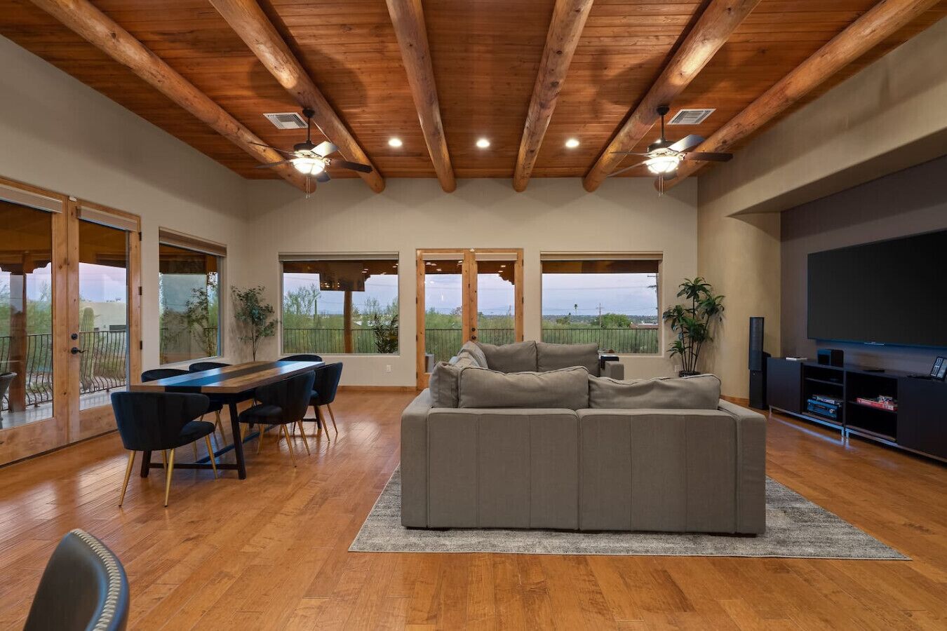 Smart TV, fireplace, ping pong, books