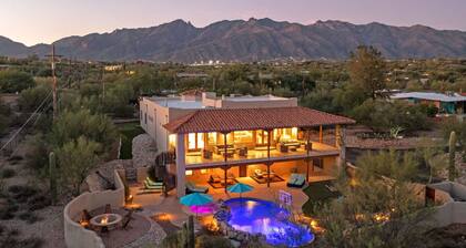 Hot Property/Foothills/Heated Pool/Spa/Sleeps16+