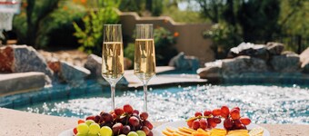 Resort Style  Foothills Heated Pool Spa Sleeps16+, with outdoor games,Mntn views