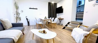 Praslin: Zen Atmosphere Close to Douai