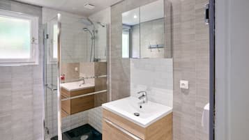Een douche, een haardroger