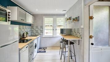 Fridge, microwave, oven, electric kettle