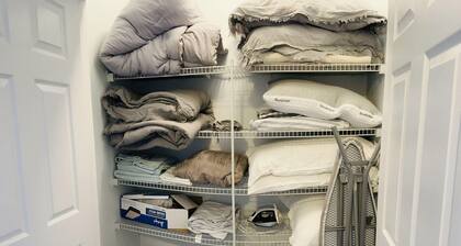 Lovely townhouse with parking on the Gulf Coast